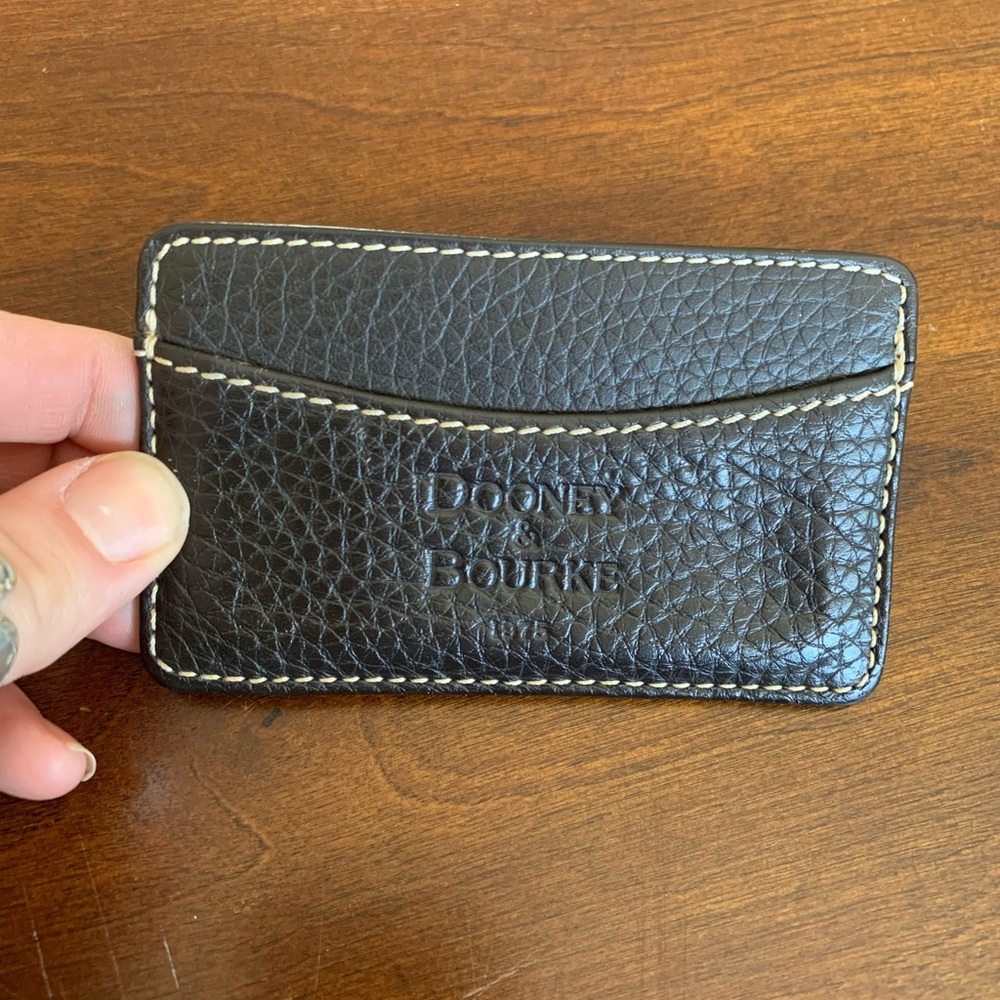 Dooney cardholder 🖤